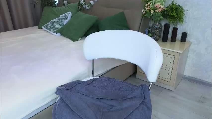 heroine_of_your_life Adult Chat February 2, 2026