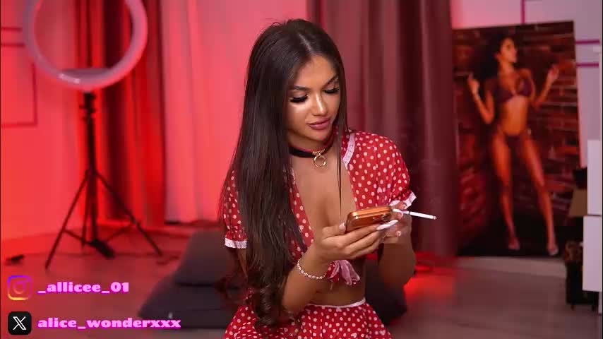 vanessasimon Adult Chat February 2, 2026