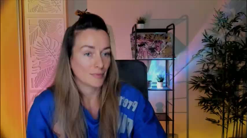 save_the_qween Adult Chat February 2, 2026