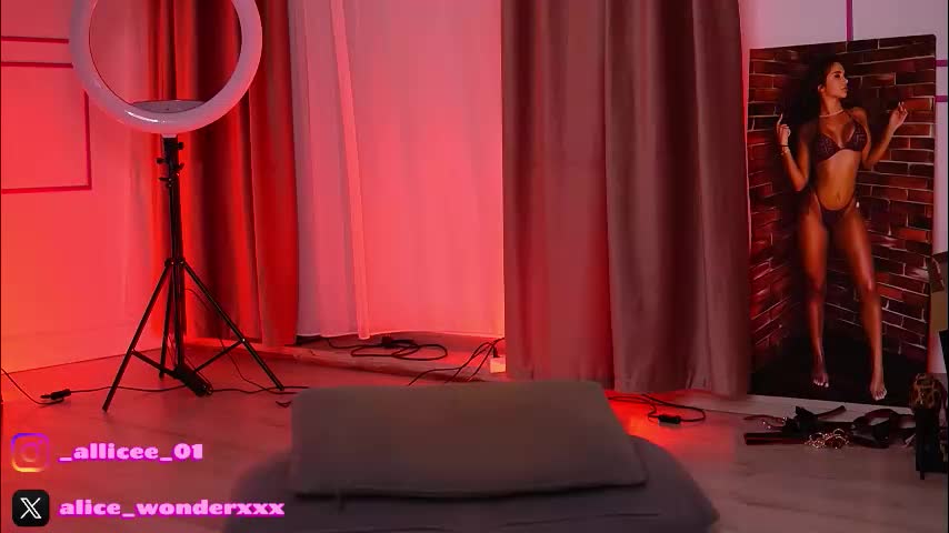 vanessasimon Adult Chat February 2, 2026