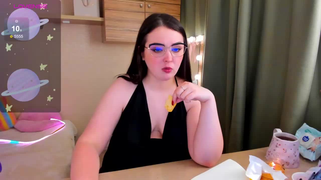 Alicenextdoor Adult Chat February 3, 2026