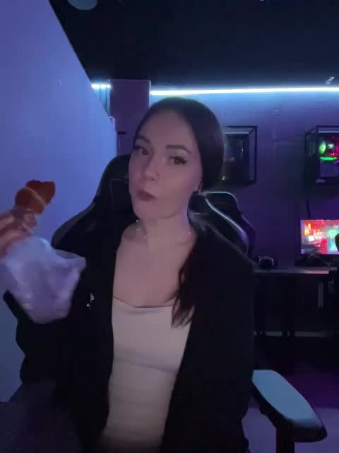 OlivkaVif Adult Chat February 3, 2026