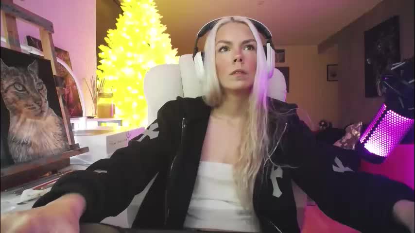 tinykylie Adult Chat February 3, 2026