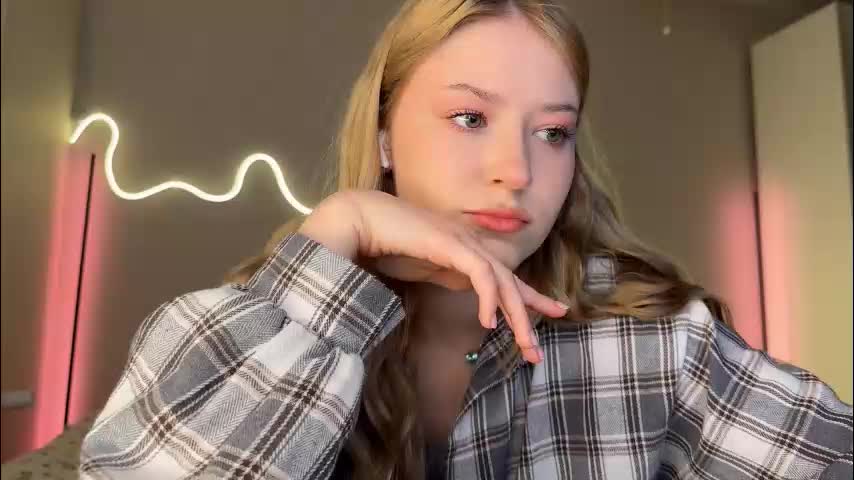 kittyloffe Adult Chat February 3, 2026