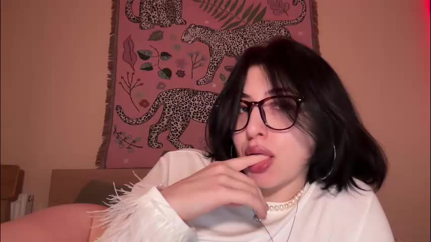 h3l9a_pataki Adult Chat February 3, 2026