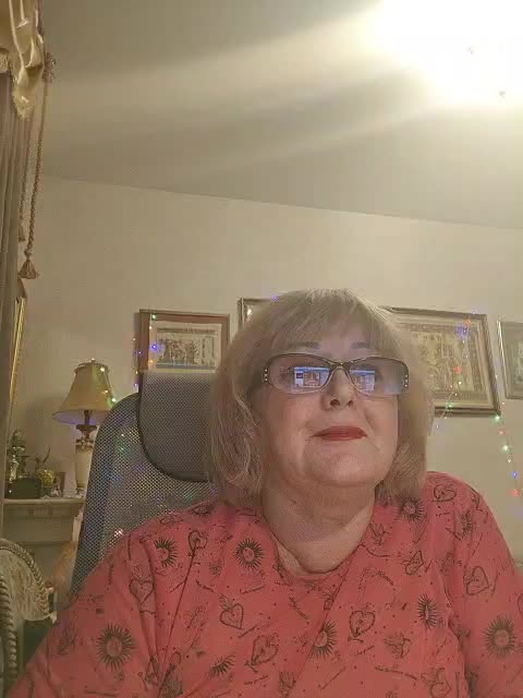 KarinkaSweet Adult Chat February 3, 2026