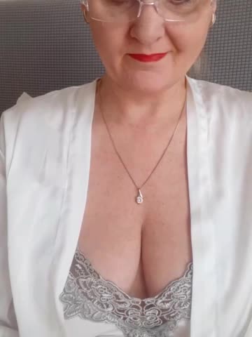 SexiestJess45 Adult Chat February 3, 2026