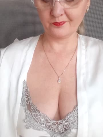 SexiestJess45 Adult Chat February 3, 2026