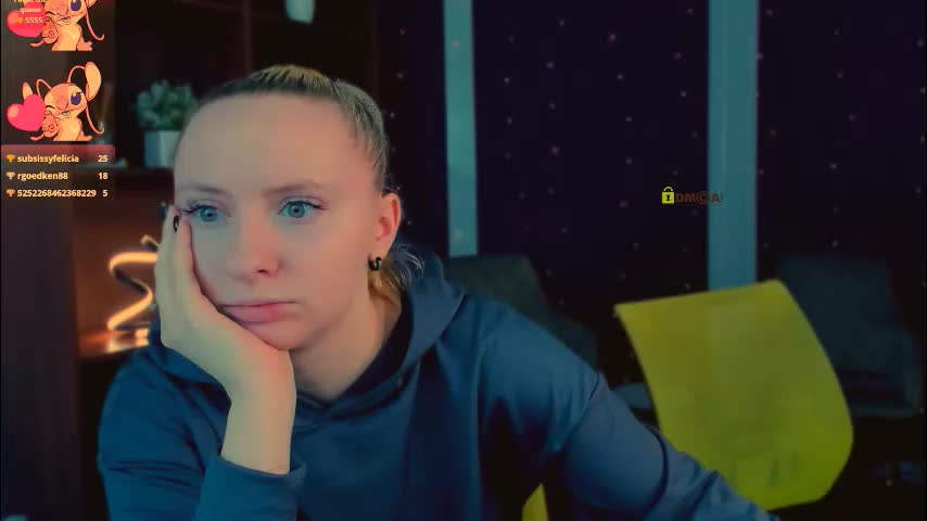 mila_glow Adult Chat February 4, 2026