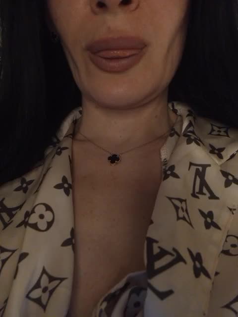 Black_chick Adult Chat February 4, 2026