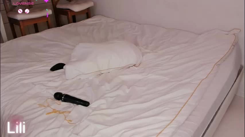 lili_and_niki Adult Chat February 4, 2026