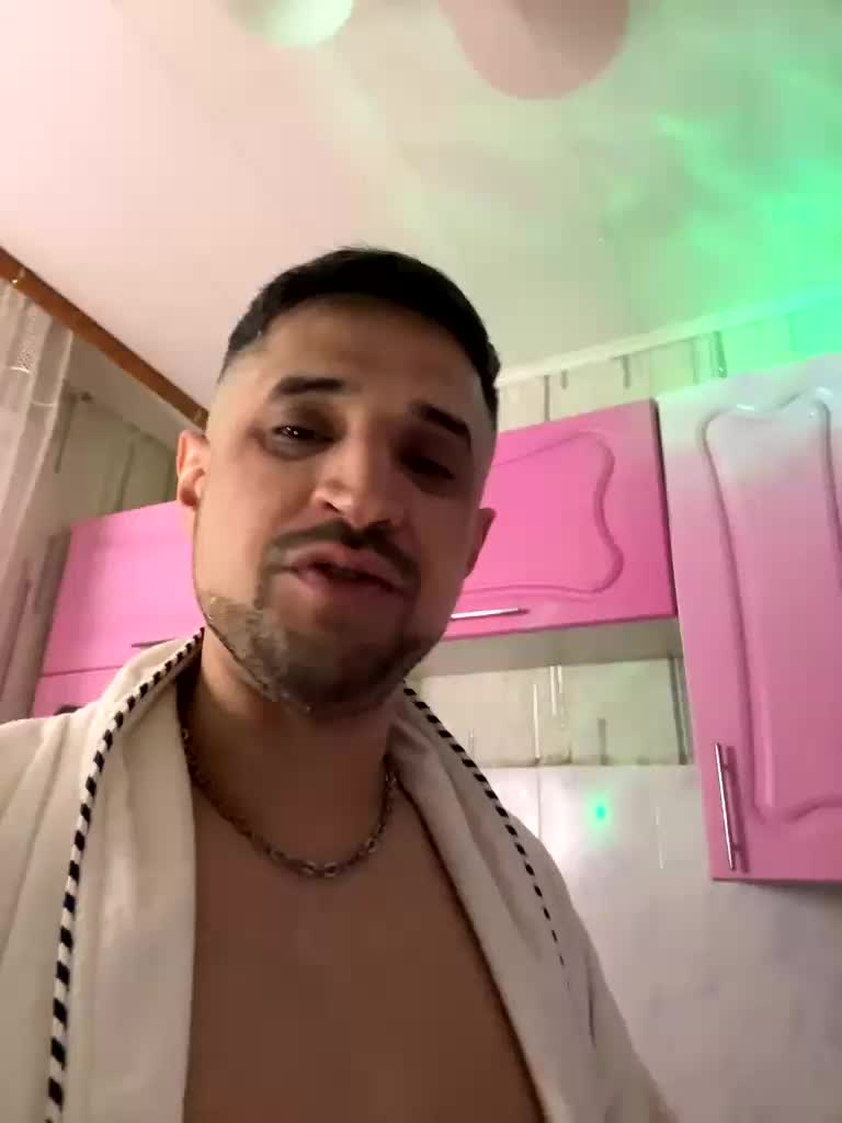 VIP17CoupleDream Adult Chat February 4, 2026