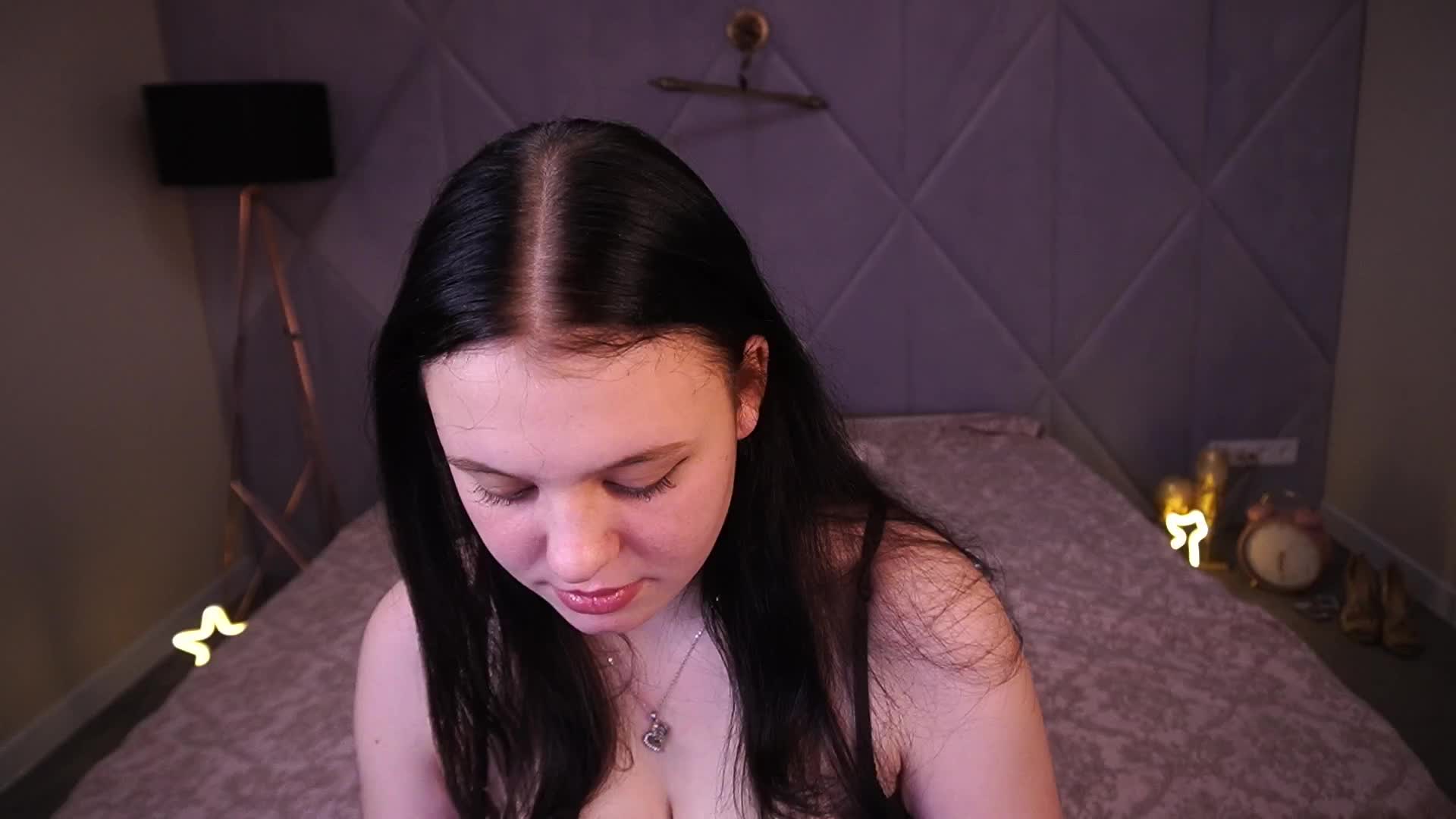 SnowWhiti Adult Chat February 4, 2026