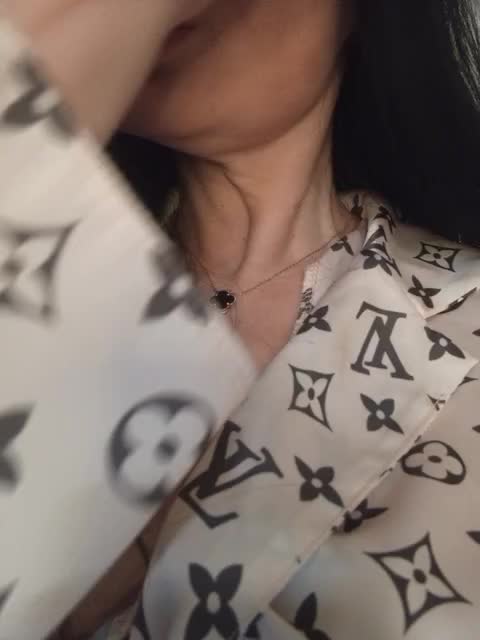 Black_chick Adult Chat February 4, 2026