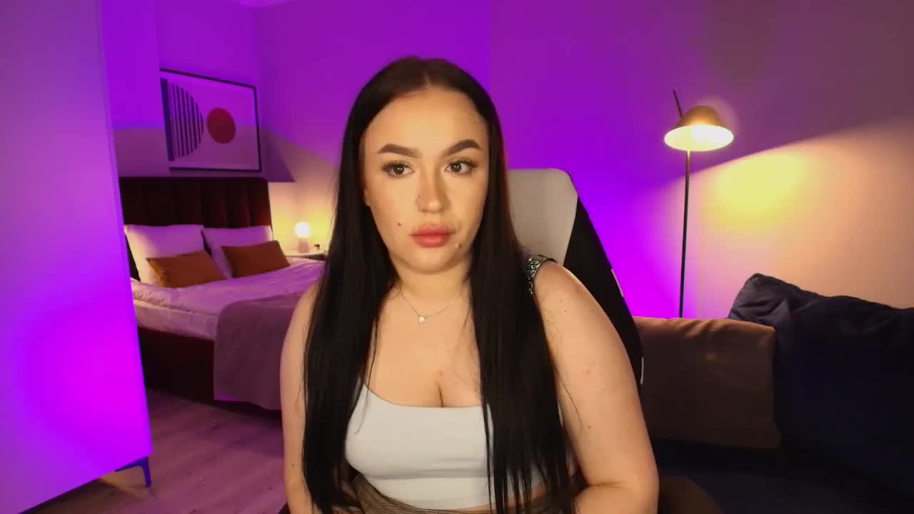 tinafox Adult Chat February 4, 2026