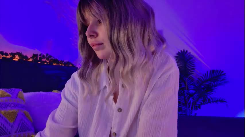 gwenhilton Adult Chat February 4, 2026