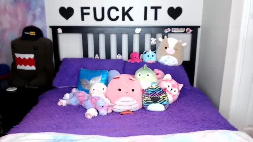 mackenziewolfe Adult Chat February 4, 2026