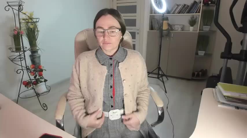 Vika73 Adult Chat February 4, 2026