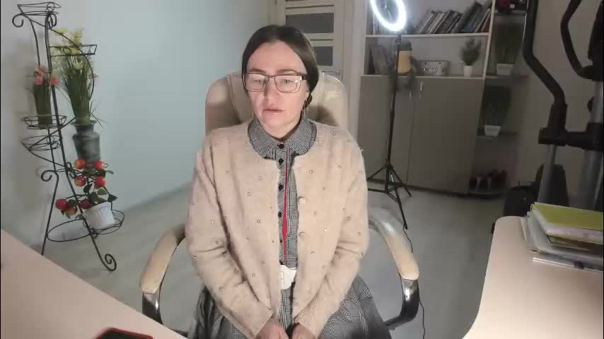 vika7333 Adult Chat February 4, 2026