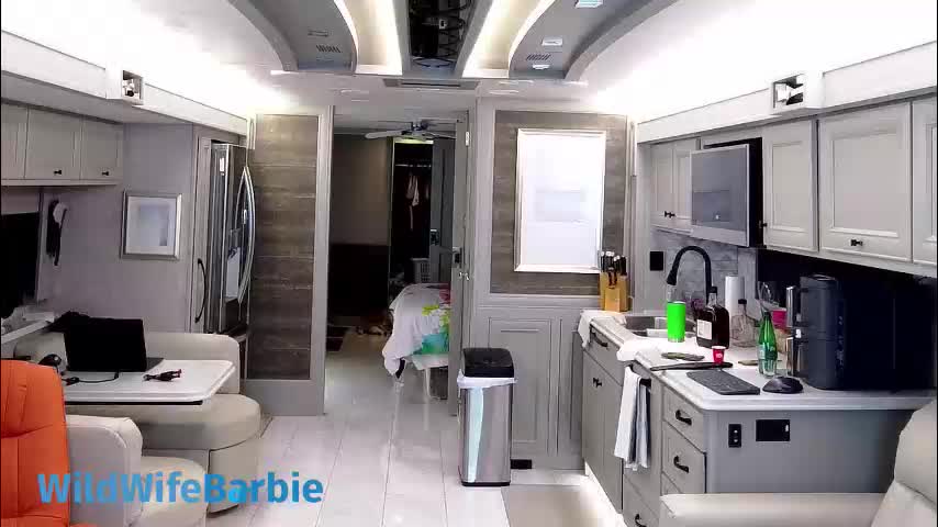 wildwifebarbie Adult Chat February 4, 2026