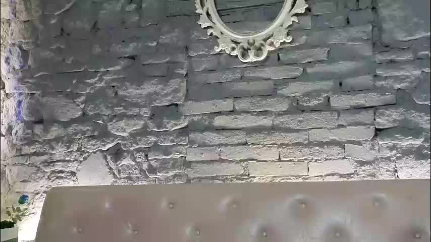 vixvixenn Adult Chat February 4, 2026