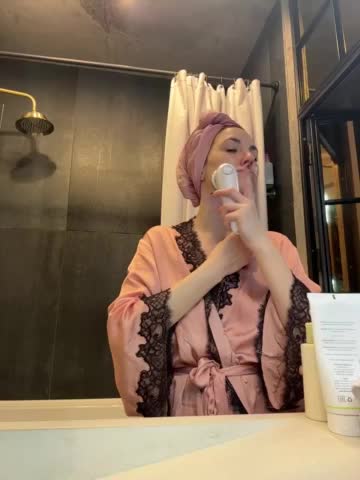 -Your-Michelle- Adult Chat February 4, 2026