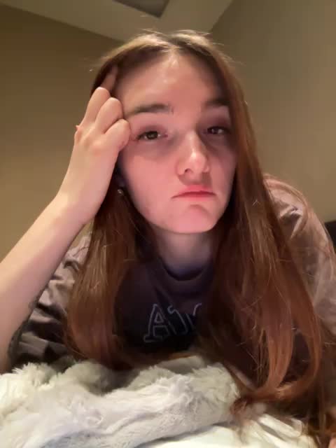 -APELSINKA- Adult Chat February 4, 2026