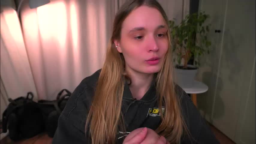 lisa_schiele Adult Chat February 5, 2026