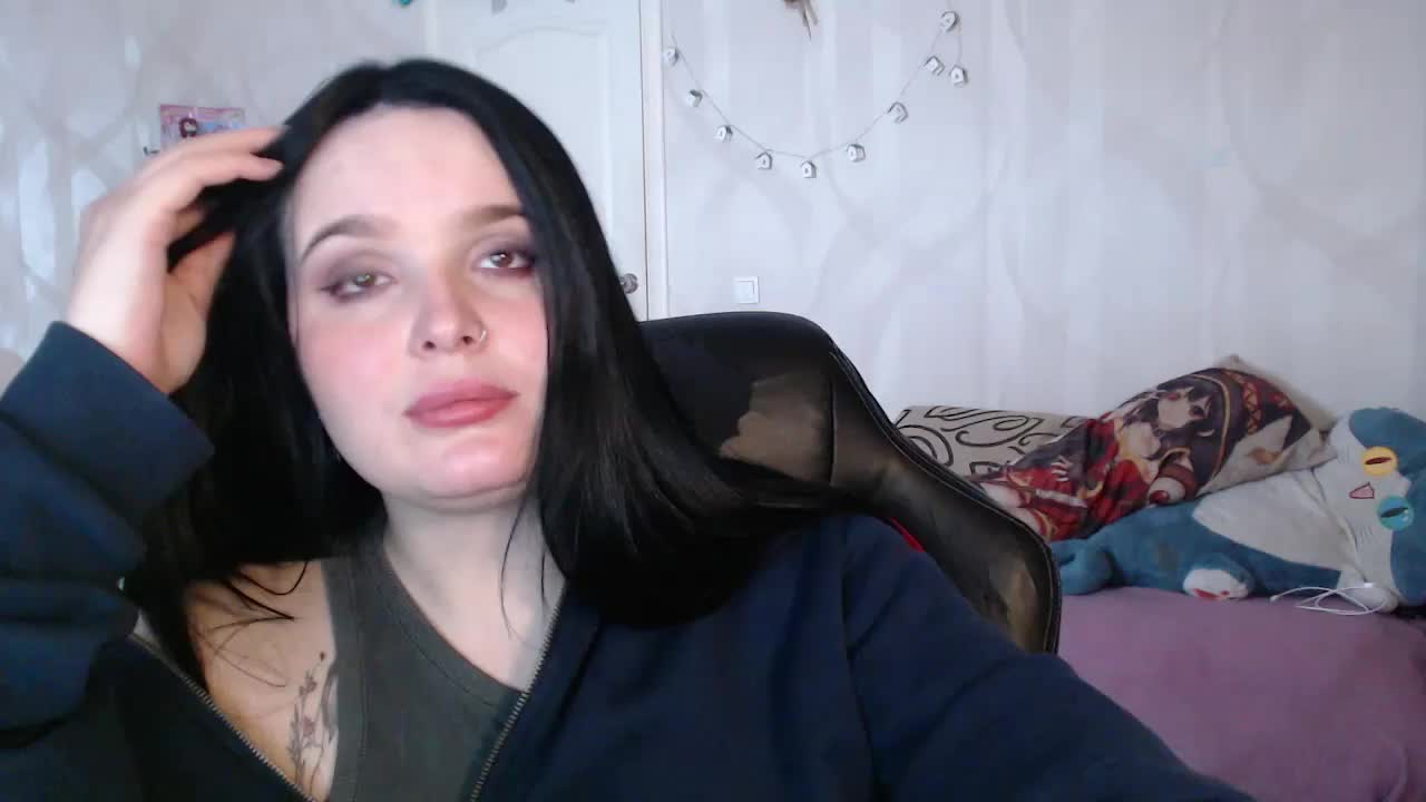 Lizzi-Peach Adult Chat February 5, 2026