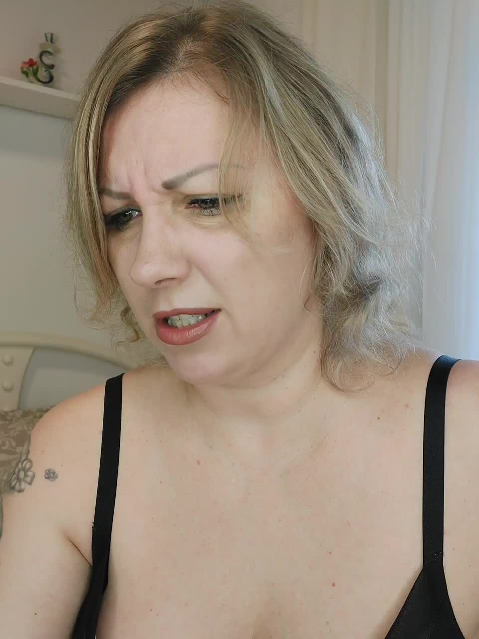 yuliia_3003 Adult Chat February 6, 2026