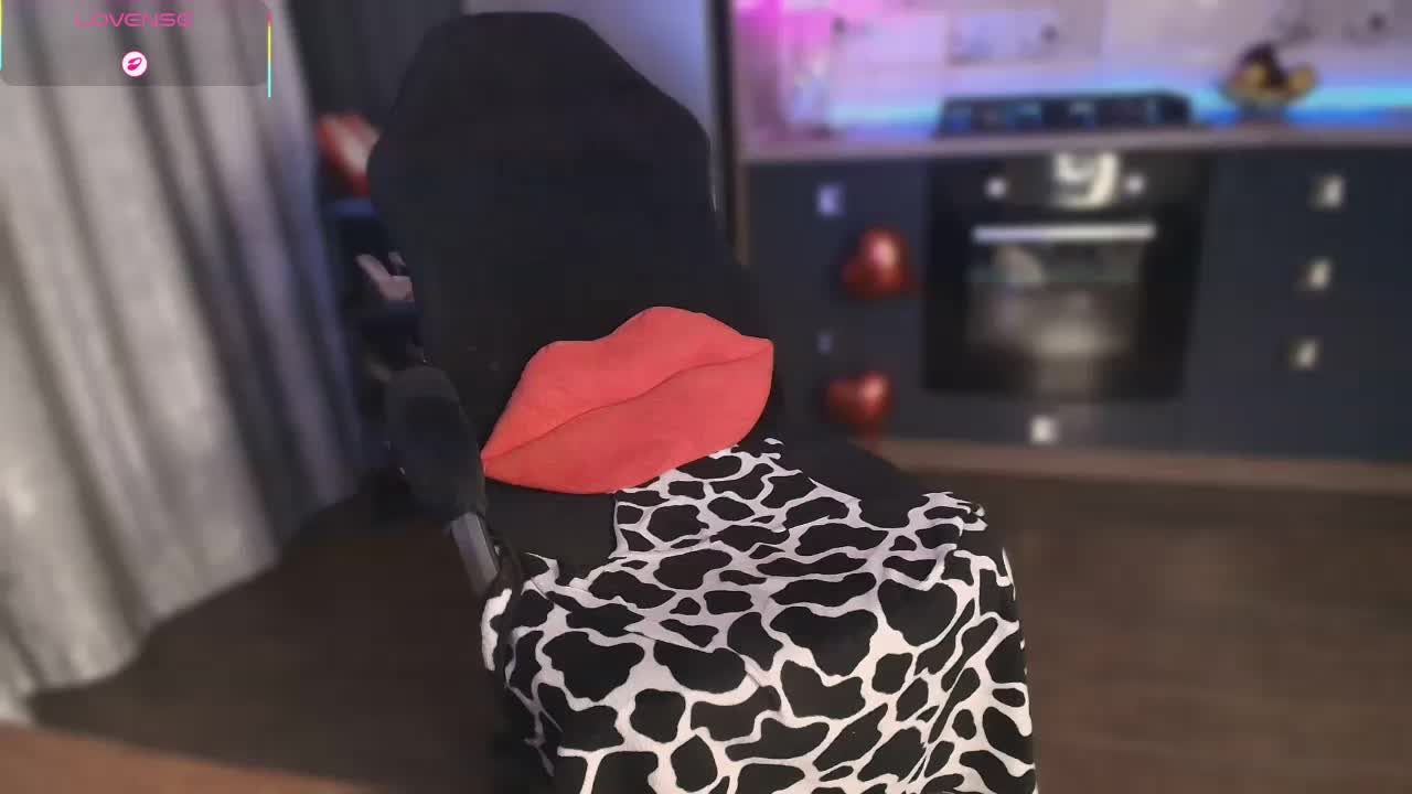 RedCandy_ Adult Chat February 5, 2026