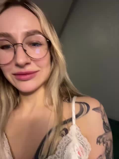 QueenKing Adult Chat February 6, 2026