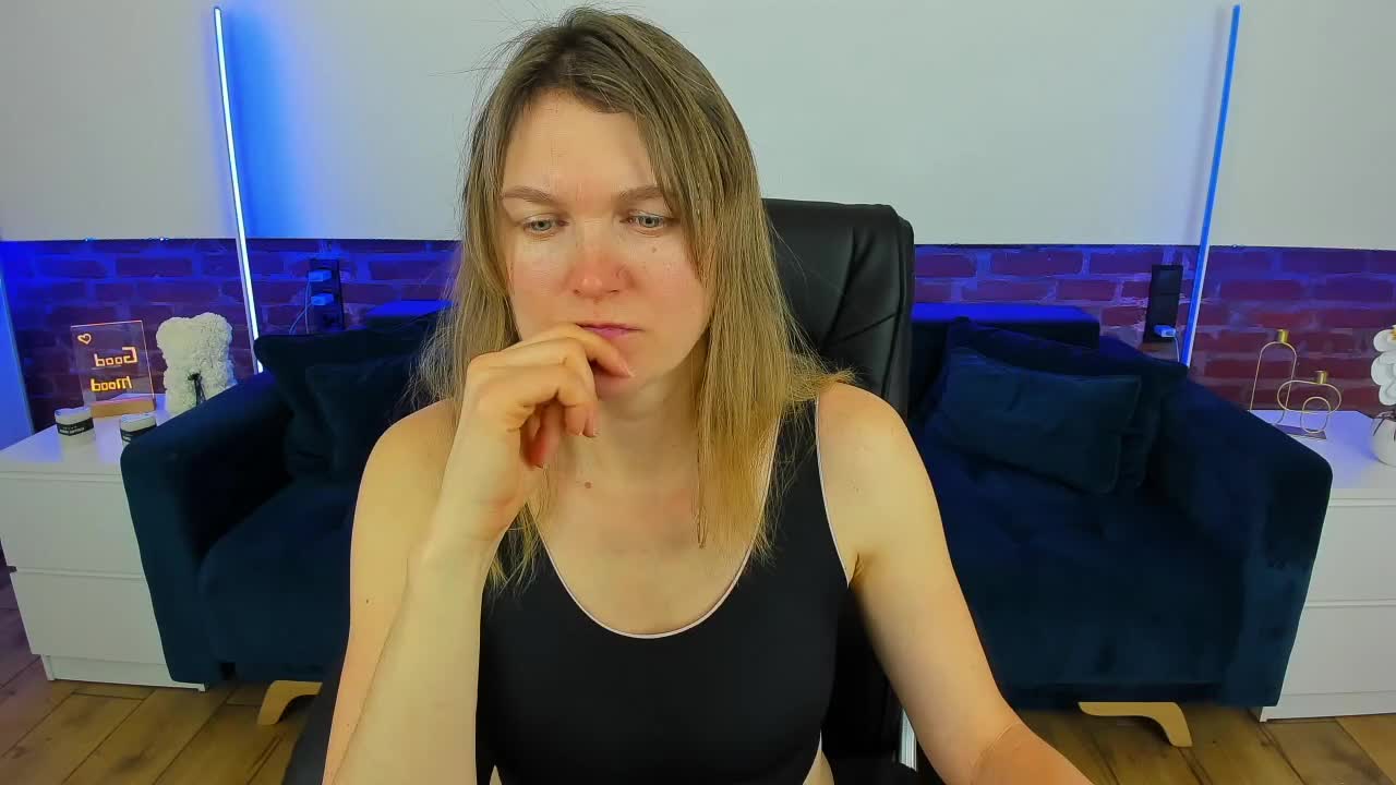 Annabel-xxx Adult Chat February 6, 2026