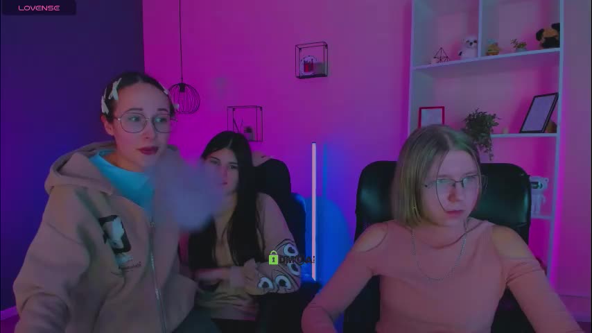 mona_cloud Adult Chat February 6, 2026