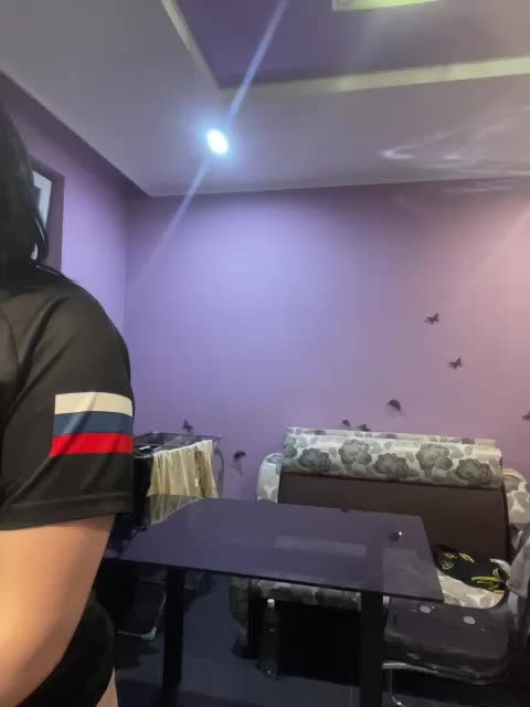 Lizzi-Peach Adult Chat February 7, 2026