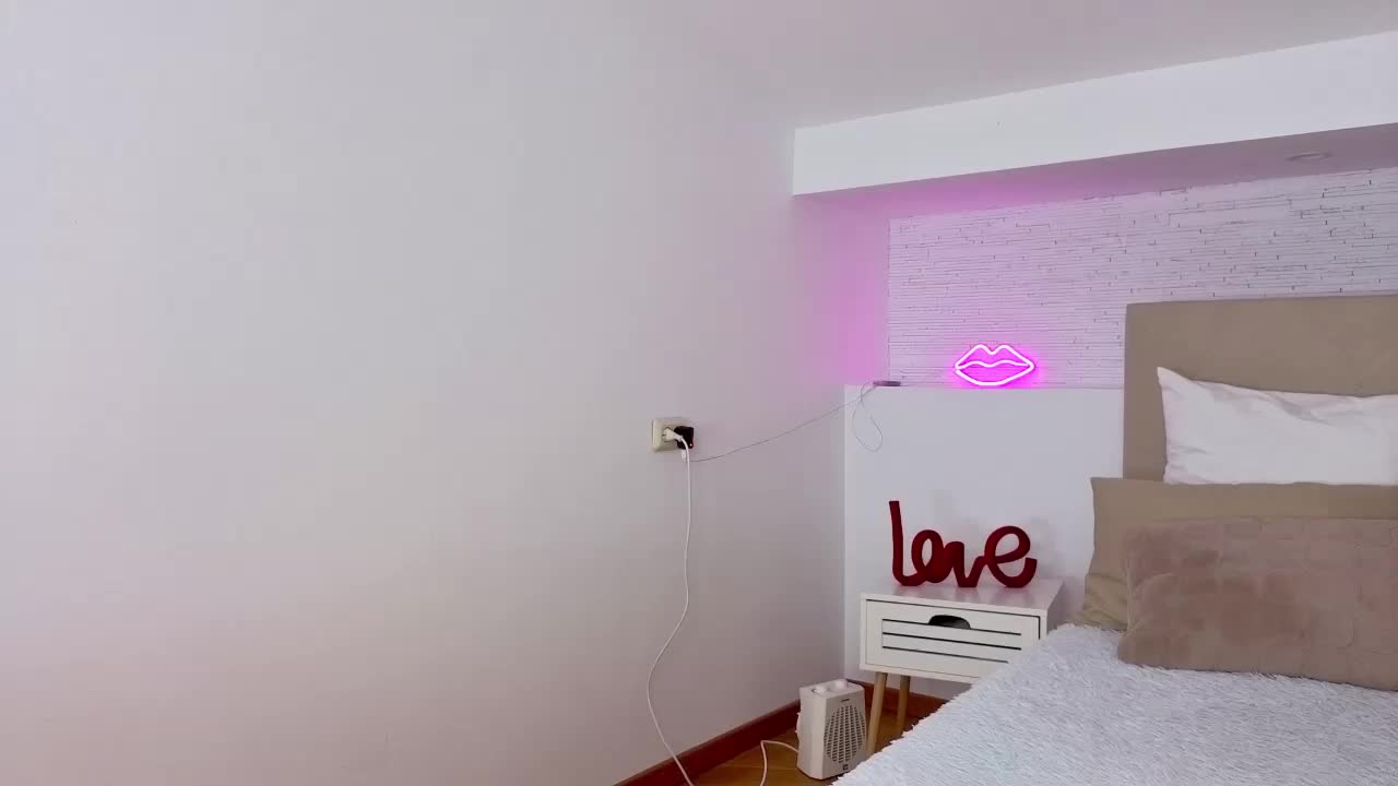 Little-melodyy Adult Chat February 7, 2026