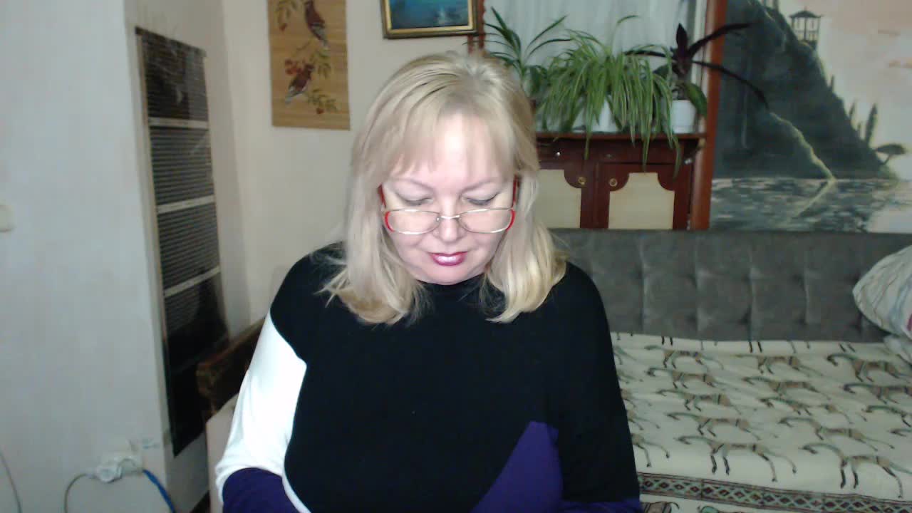 EvelynLoveShy Adult Chat February 7, 2026