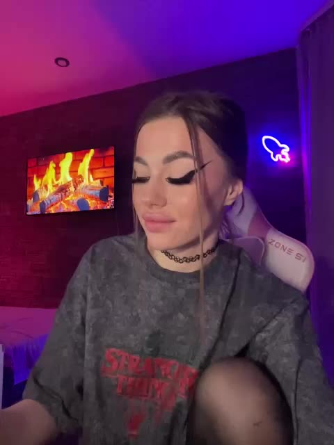 HotGirlEva Adult Chat February 7, 2026