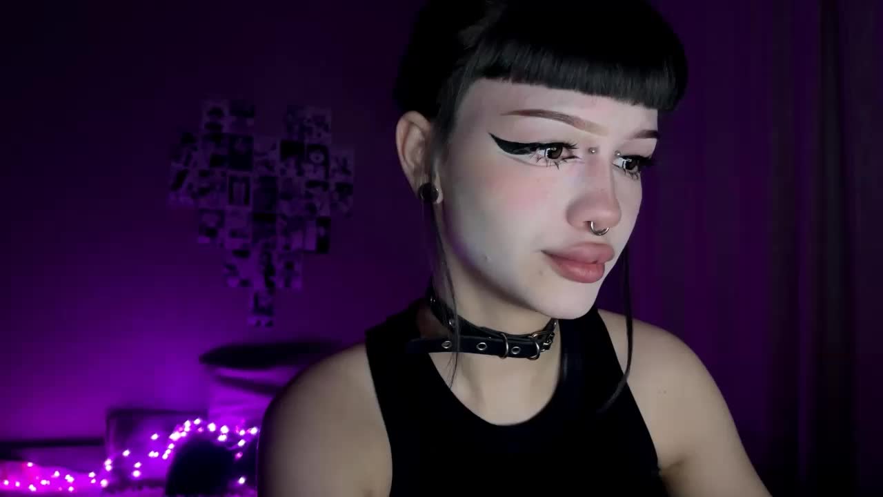 dieonisia Adult Chat February 7, 2026