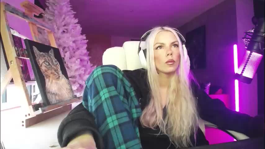 tinykylie Adult Chat February 7, 2026