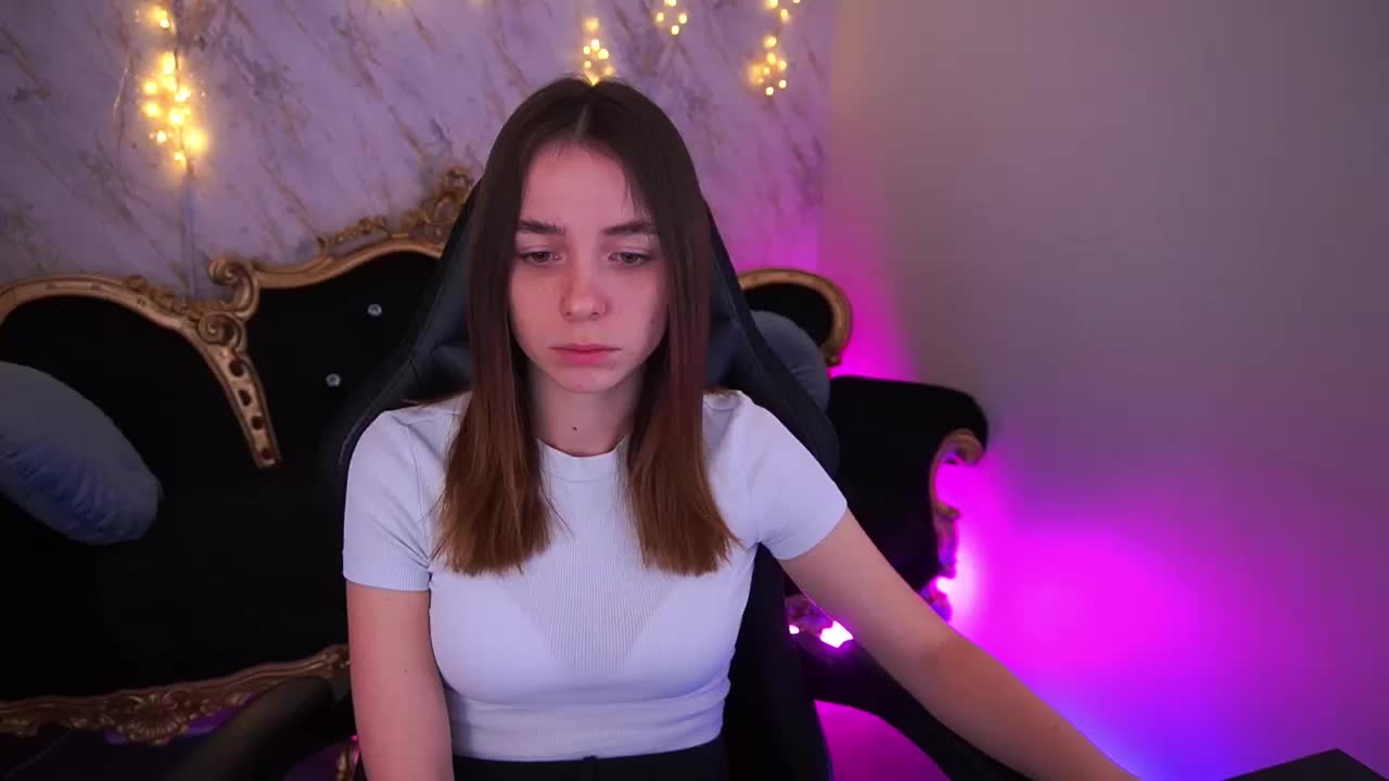 BabeDollie Adult Chat February 8, 2026