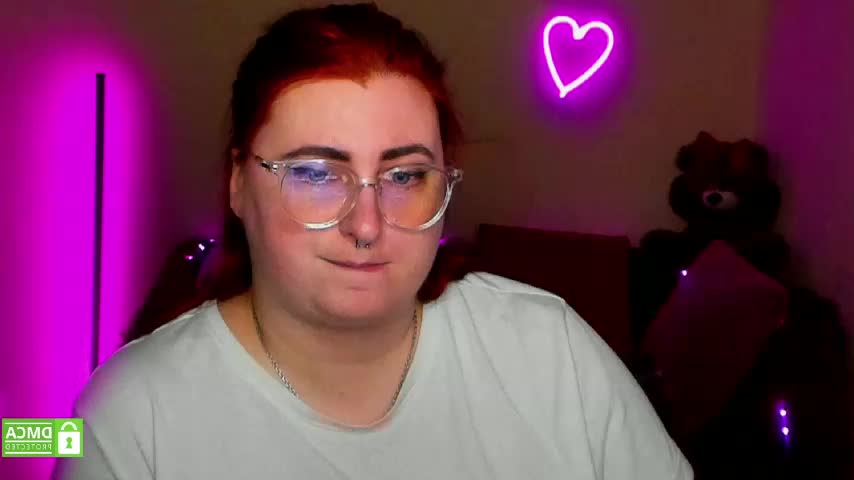 Aliciaredluv Adult Chat February 8, 2026
