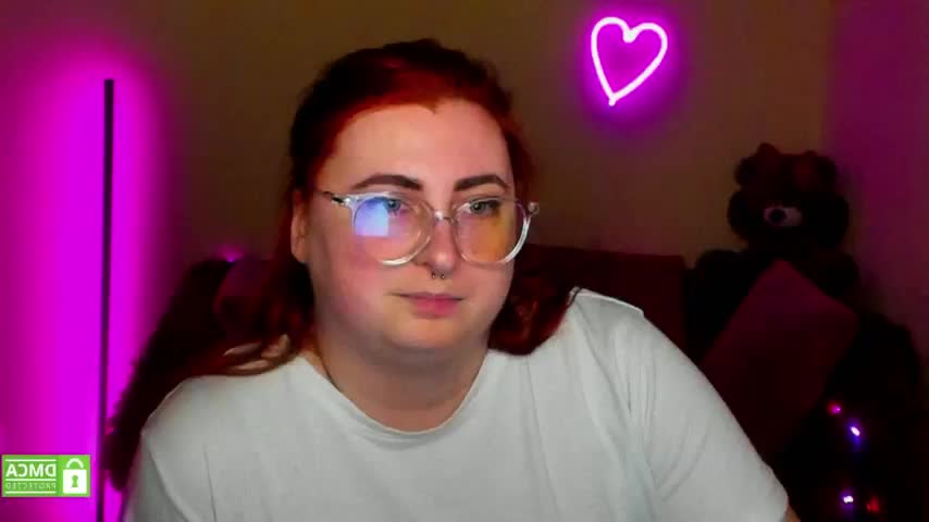 Aliciaredluv Adult Chat February 8, 2026