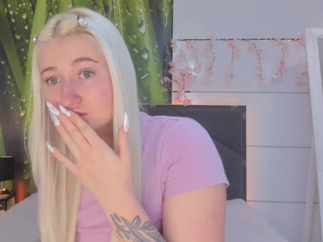 HollyTaillor Adult Chat February 8, 2026