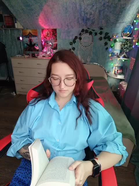 Mari_Gold Adult Chat February 8, 2026