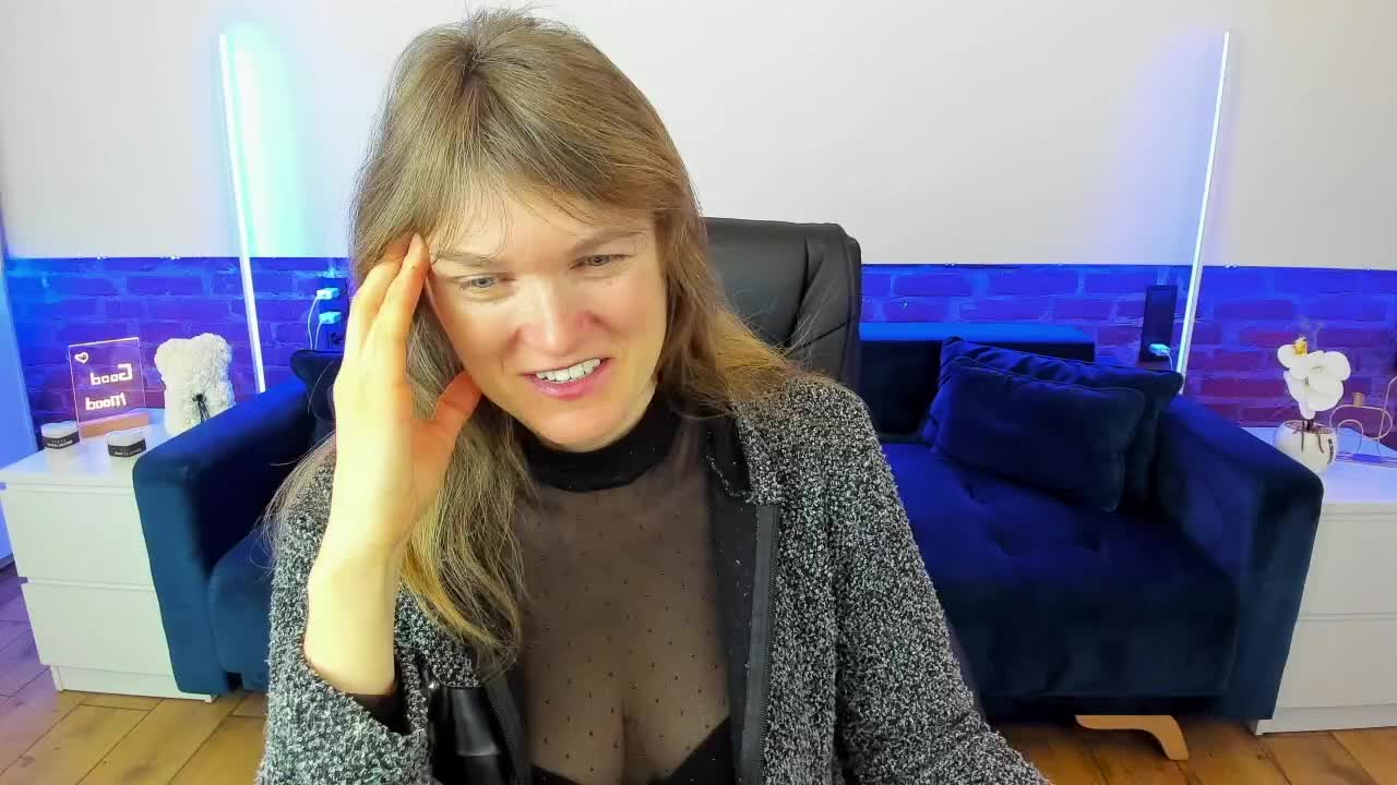 Annabel-xxx Adult Chat February 8, 2026