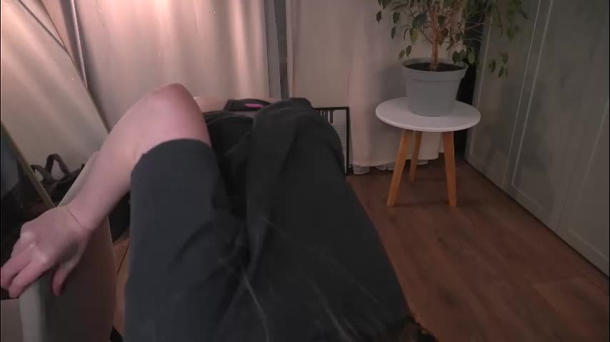 lisa_schiele Adult Chat February 8, 2026