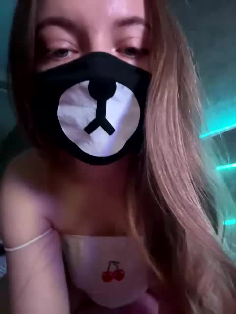 Tvoy_Medvezhenok Adult Chat February 8, 2026