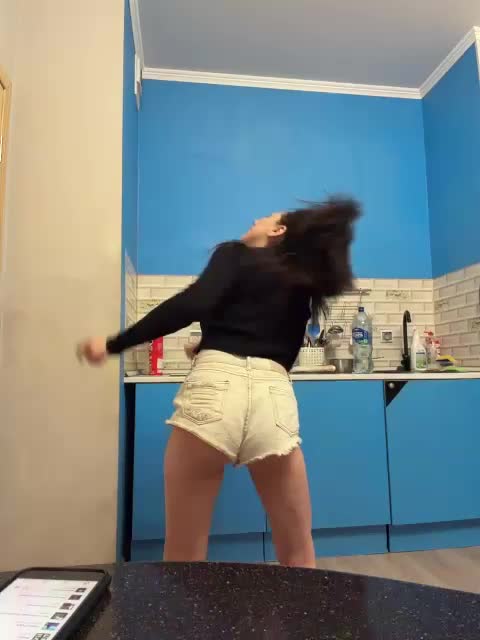 Kitana_mk Adult Chat February 8, 2026