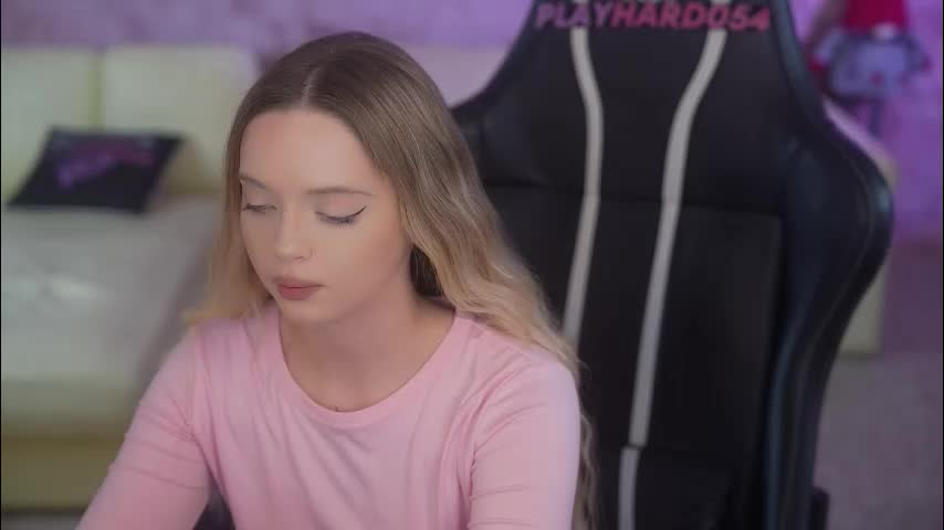 anabel054 Adult Chat February 8, 2026